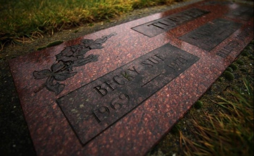 The Triple Life of Lori Erica Ruff, a Secret That Remains Unsolved