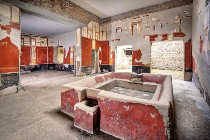 The Urine Tax in Ancient Rome, or Why Money Doesn't Smell The Urine Tax in Ancient Rome, or Why Money Doesn't Smell