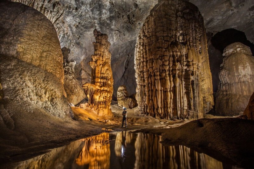 The vast Shondong is the largest cave on Earth