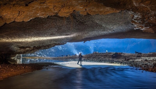The vast Shondong is the largest cave on Earth