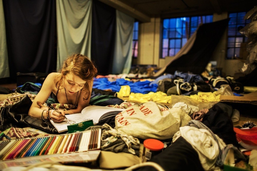 The world of London squats and their inhabitants in the photo project of Corinna Kern