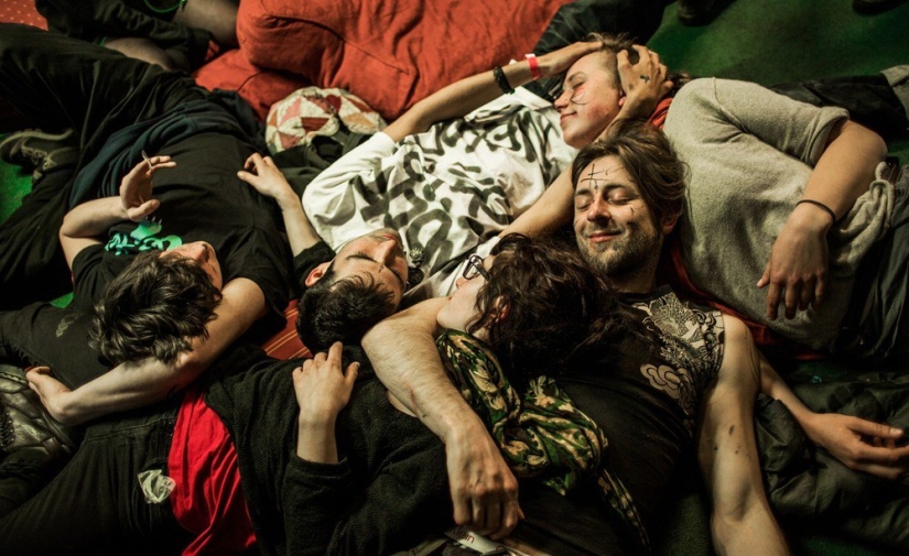 The world of London squats and their inhabitants in the photo project of Corinna Kern
