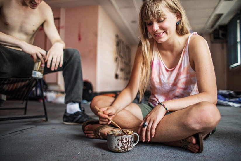 The world of London squats and their inhabitants in the photo project of Corinna Kern