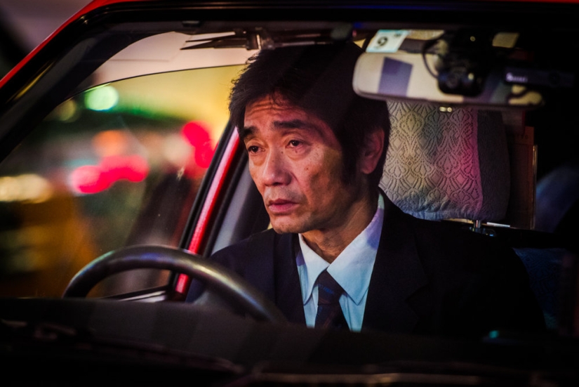 The world of perfect night taxi drivers in Tokyo