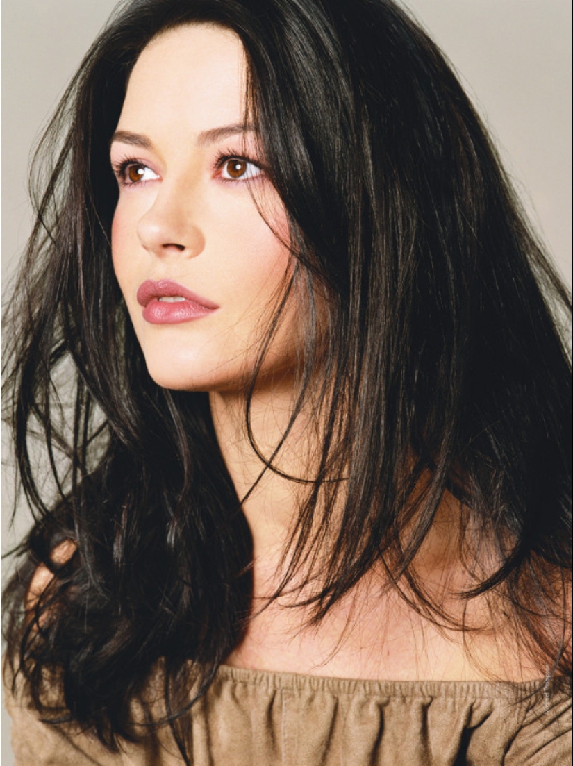 The world's most beautiful brunettes The world's most beautiful brunettes