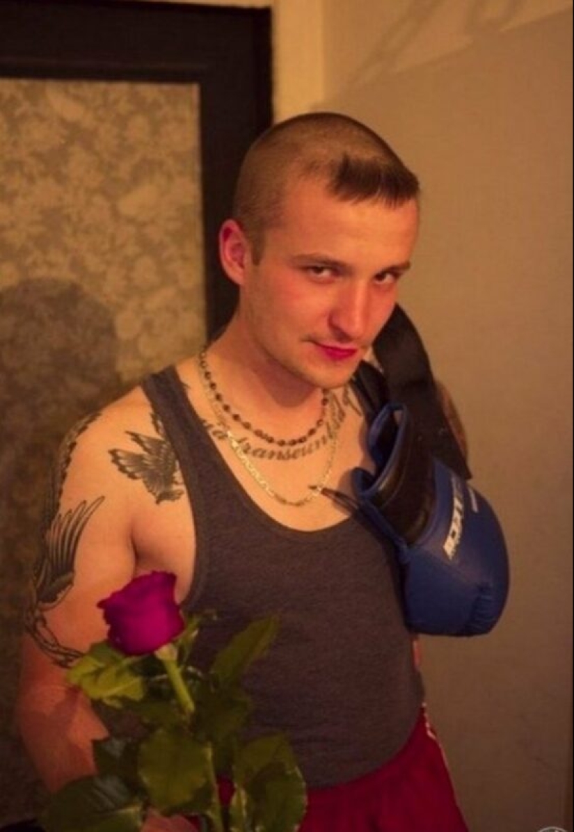 These men photos better than any Insta-divas! Don't believe?