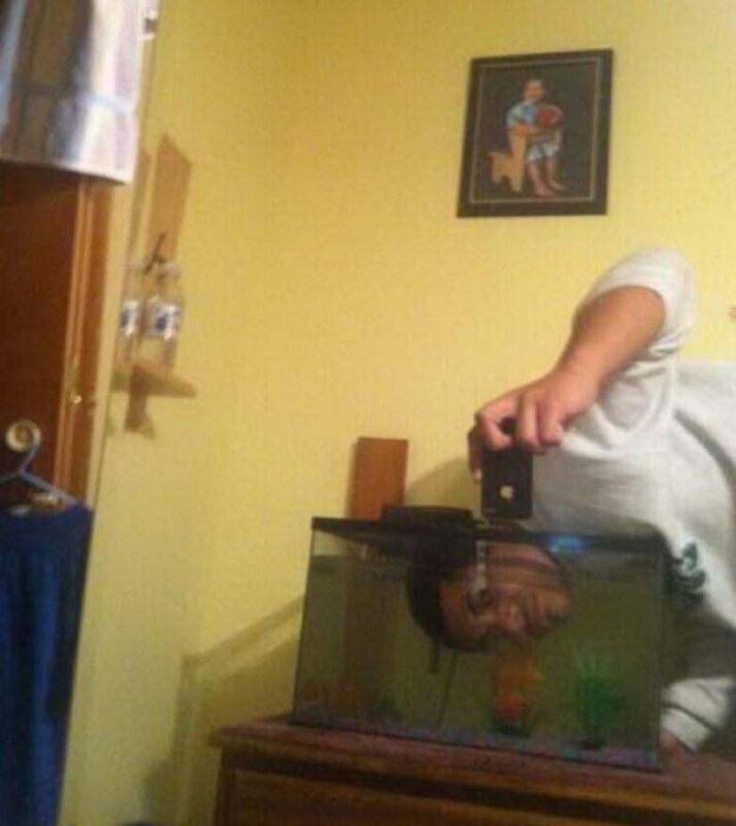 These men photos better than any Insta-divas! Don't believe?