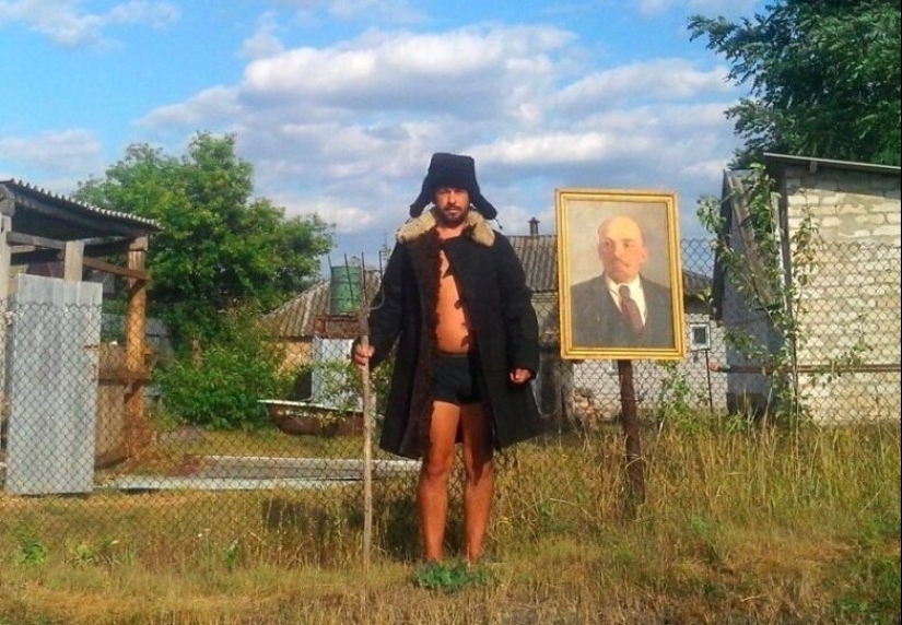 These men photos better than any Insta-divas! Don't believe?