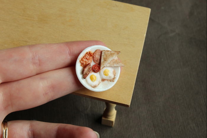 These Mini clay sculptures Look So much like real food that It Makes Your Mouth Water