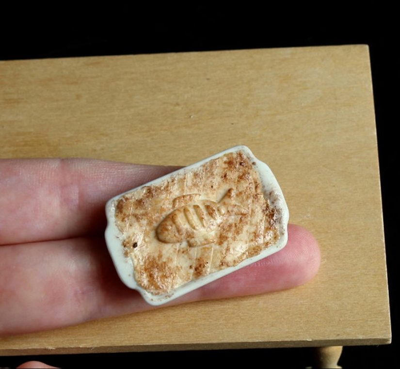 These Mini clay sculptures Look So much like real food that It Makes Your Mouth Water