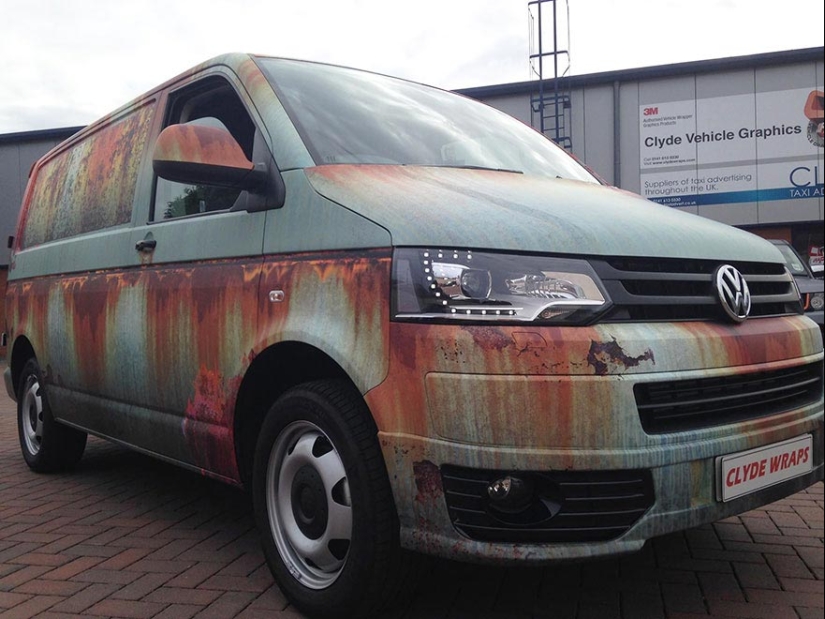 They definitely won&#39;t be stolen: original camouflage that will protect the car from thieves
