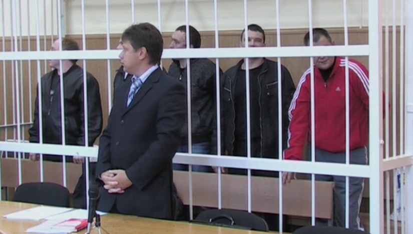 They even controlled Stalin's grave: the most ferocious organized criminal groups from the 90s