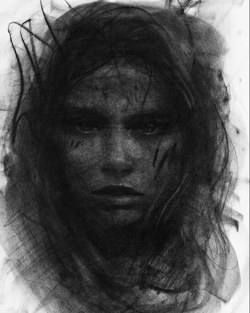 This Artist Captivates Audiences With His Visually Impactful Portraits Drawn Solely With Charcoal