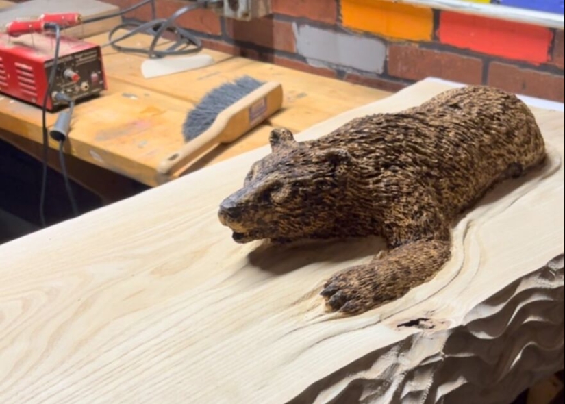 This Artist Uses A Chainsaw To Create Unbelievably Detailed Sculptures This Artist Uses A Chainsaw To Create Unbelievably Detailed Sculptures