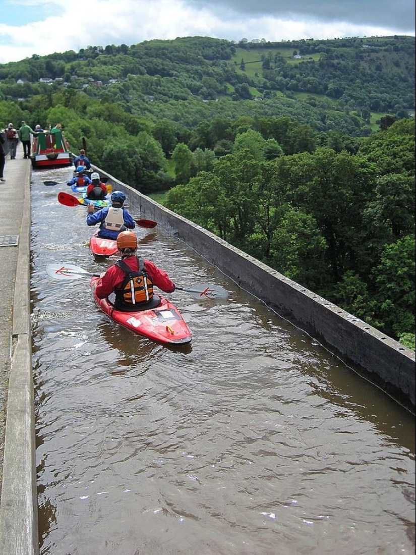 Three of the most impressive water bridge in the world
