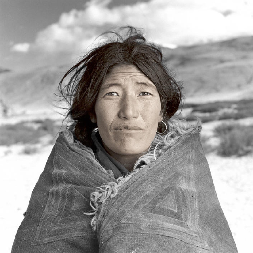 Tibetans in the lens of Phil Borges Tibetans in the lens of Phil Borges