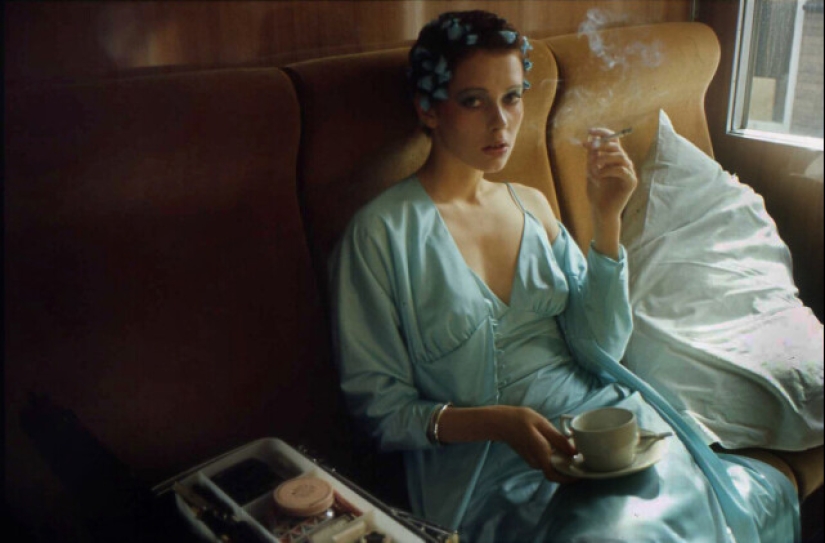 Timeless and timeless beauty from Dutch photographer Bart van Leeuwen