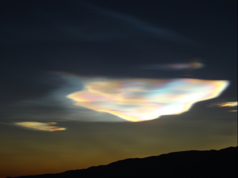Tipos raros de nubes invernales: ¿cómo son las nubes “perla” y “madreperla”?