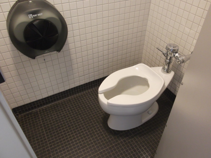 Toilets, sneakers, baby food: what products are sold on the "gray" markets