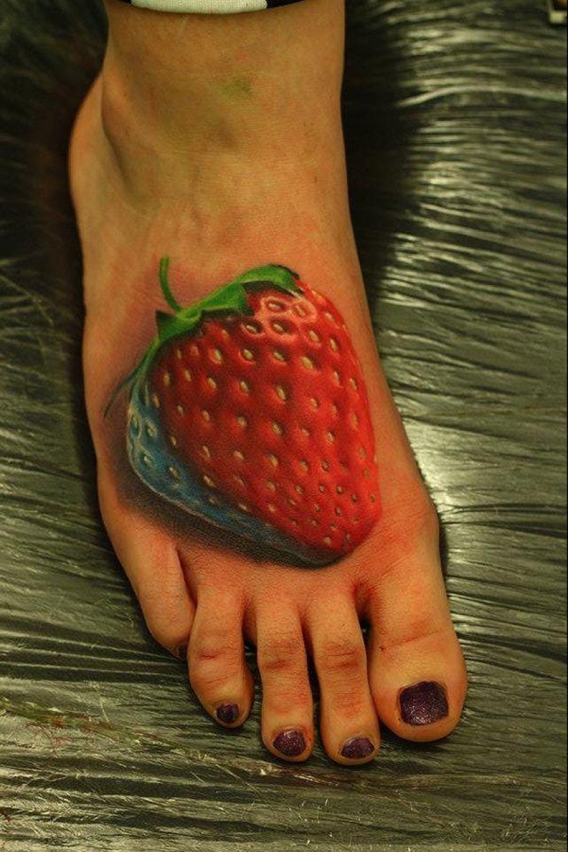 Too realistic drawings on the body Too realistic drawings on the body