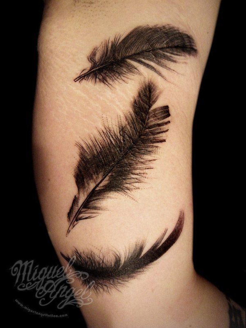 Too realistic drawings on the body Too realistic drawings on the body