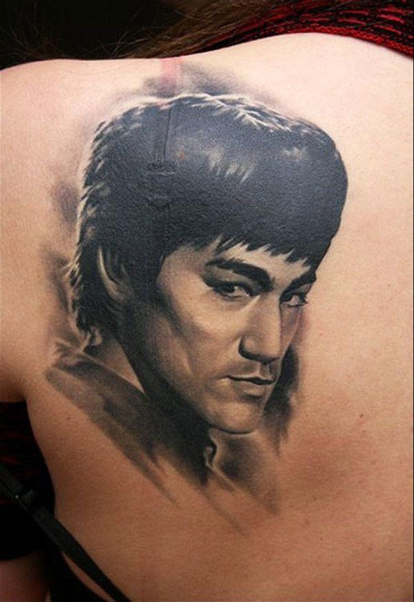 Too realistic drawings on the body Too realistic drawings on the body