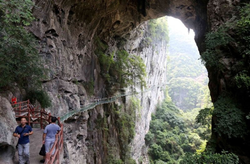 Turismo extremo en China: el entretenimiento no es para los débiles de corazón