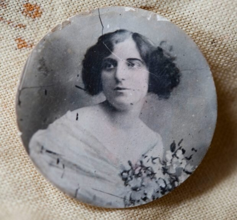 Un hallazgo sorprendente en el ático: una maleta con pertenencias personales de un soldado de la Primera Guerra Mundial Un hallazgo sorprendente en el ático: una maleta con pertenencias personales de un soldado de la Primera Guerra Mundial