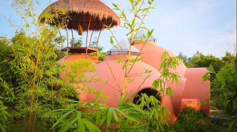 Un hombre construyó la casa de sus sueños en un mes y medio, gastando solo 9 9,000 Un hombre construyó la casa de sus sueños en un mes y medio, gastando solo 9 9,000