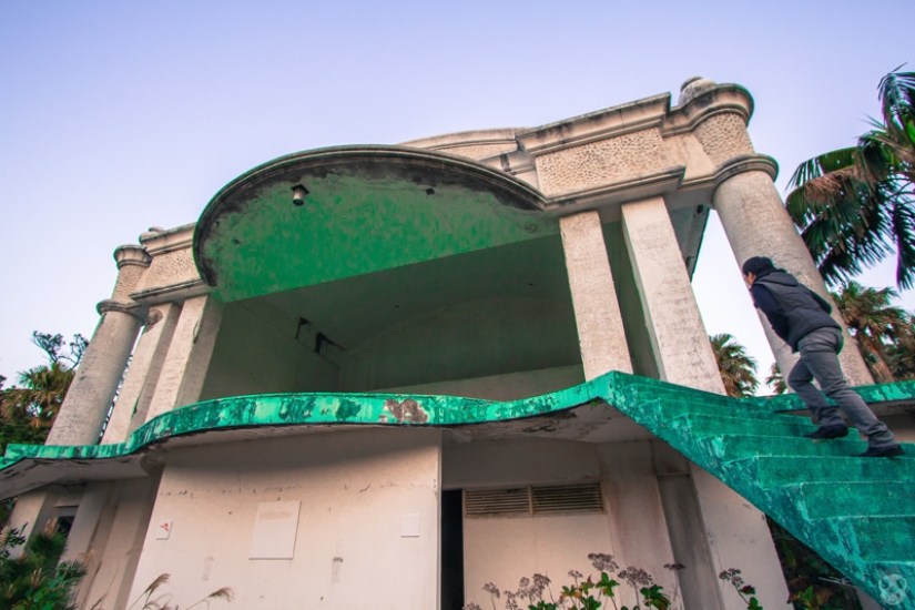 Un hotel abandonado en Japón