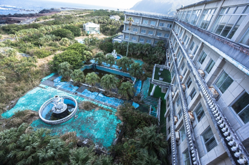 Un hotel abandonado en Japón