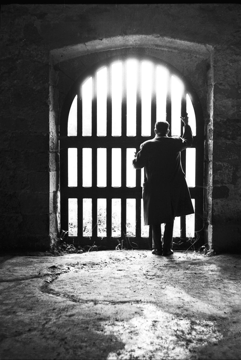 Un turista compró un sobre en un mercado de pulgas, donde encontró negativos de un genio desconocido Un turista compró un sobre en un mercado de pulgas, donde encontró negativos de un genio desconocido