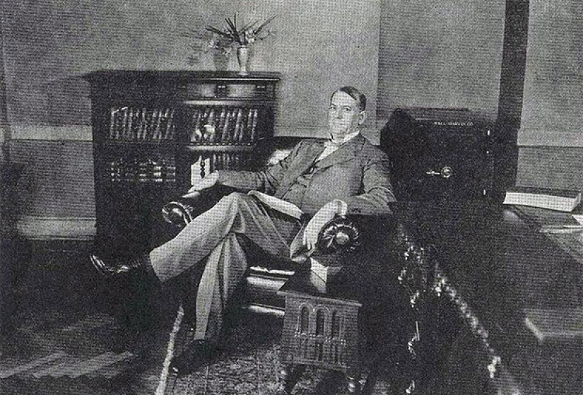 Una vida lujosa en la cima de la "Atalaya", o sobre lo que los testigos de Jehová guardan silencio