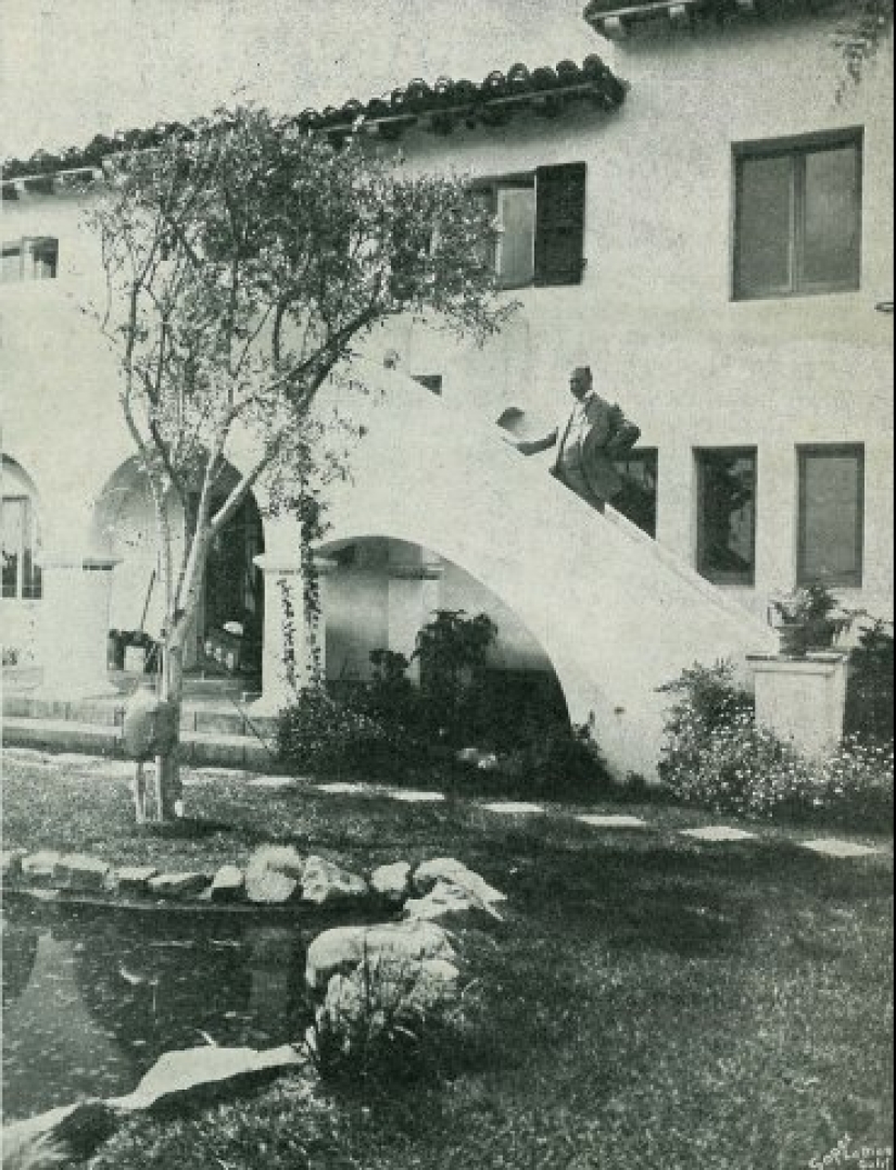 Una vida lujosa en la cima de la "Atalaya", o sobre lo que los testigos de Jehová guardan silencio