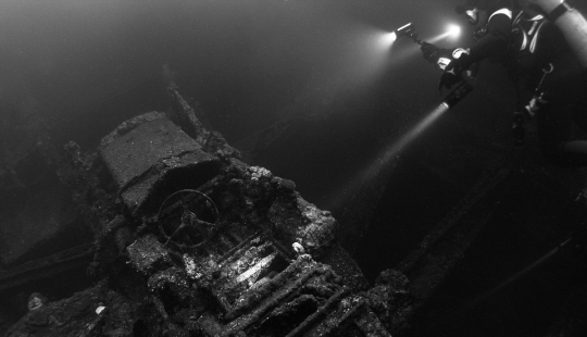 Underwater cemetery of Japan: pictures of submerged equipment from the Second World War Underwater cemetery of Japan: pictures of submerged equipment from the Second World War