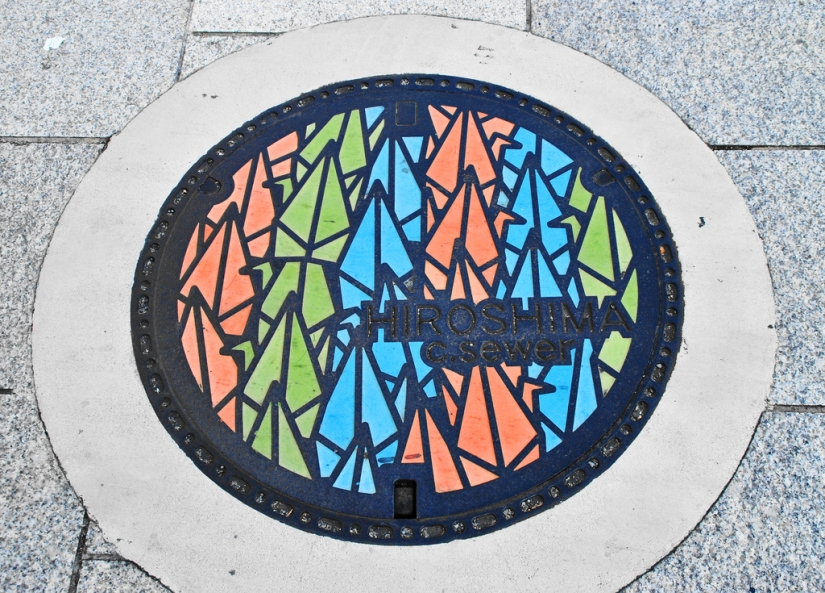 Unusual street art: manholes from Japan Unusual street art: manholes from Japan