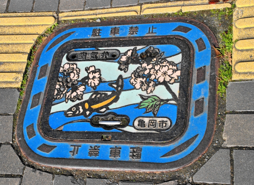 Unusual street art: manholes from Japan Unusual street art: manholes from Japan