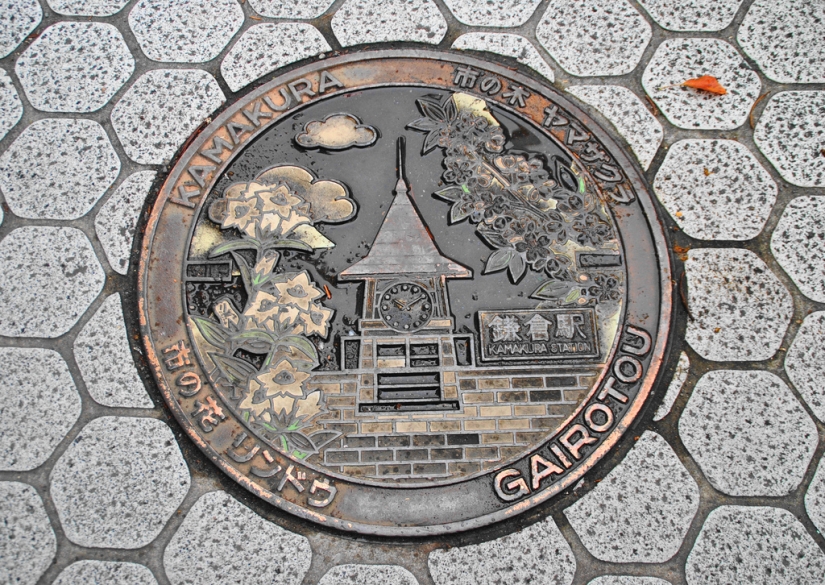Unusual street art: manholes from Japan Unusual street art: manholes from Japan