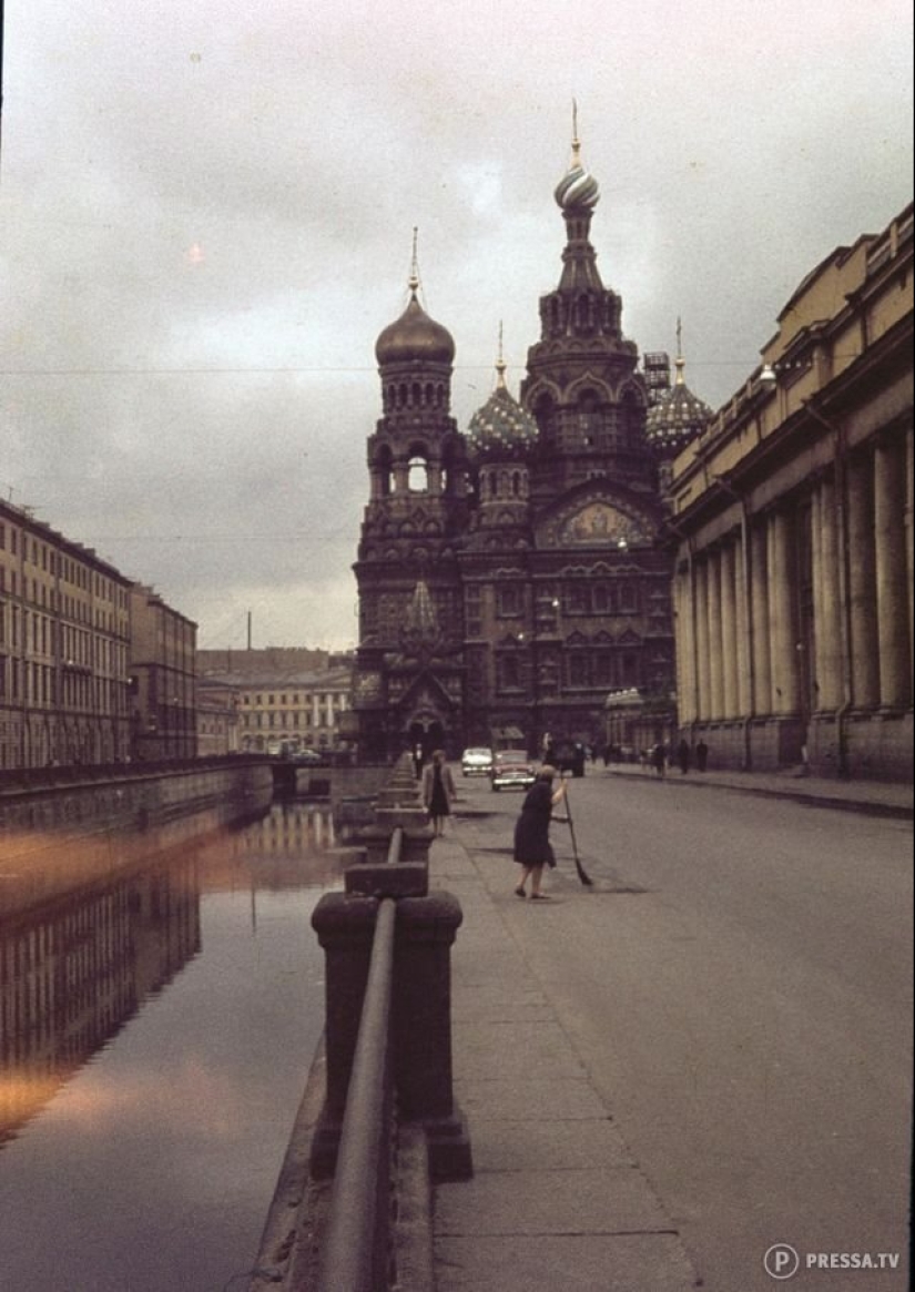URSS en color: fotografías de las calles de Leningrado en la década de 1960 del año