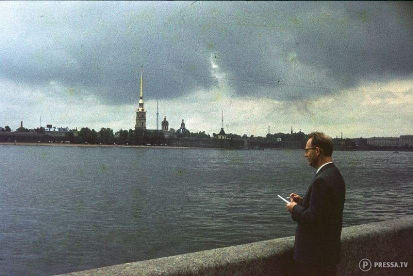 USSR in color: photographs of streets of Leningrad in the 1960s of the year