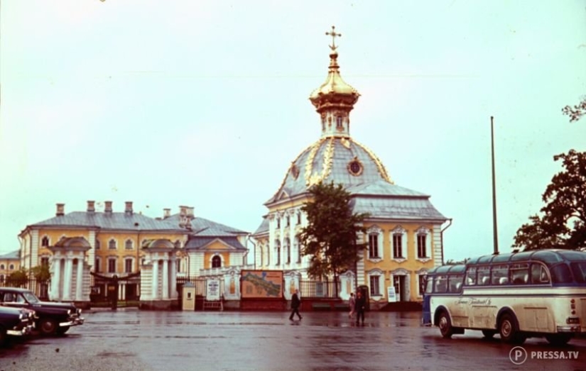 USSR in color: photographs of streets of Leningrad in the 1960s of the year