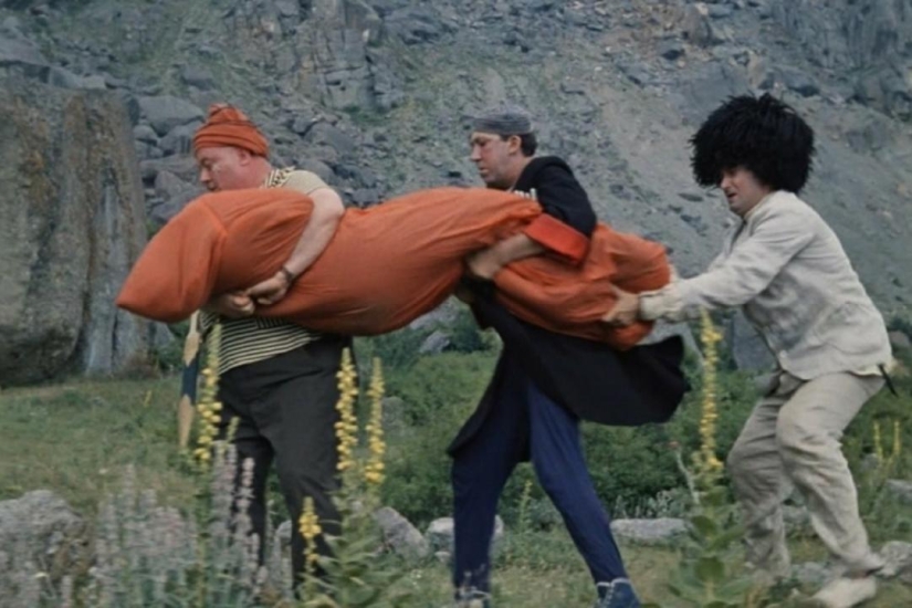 Venta de cucharas, bragas y novias: 15 formas extraordinarias de "vencer" a una boda Venta de cucharas, bragas y novias: 15 formas extraordinarias de "vencer" a una boda