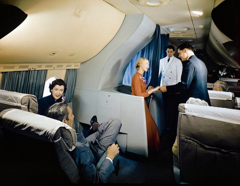 Vintage luxury: as passenger flights looked in the 50s Vintage luxury: as passenger flights looked in the 50s