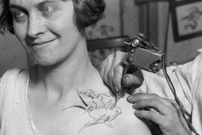 Vintage portraits of tattooed women