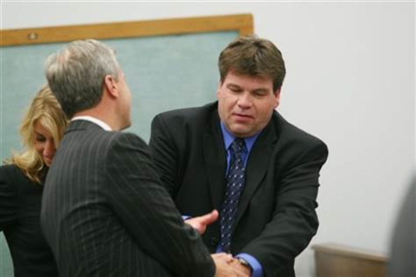 Violación telefónica: cómo un maníaco de EE. UU. se burló de las víctimas con las manos equivocadas