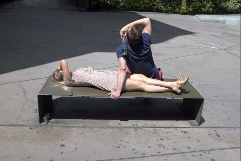 "Visual Diary" by Street Photographer David Gibson "Visual Diary" by Street Photographer David Gibson