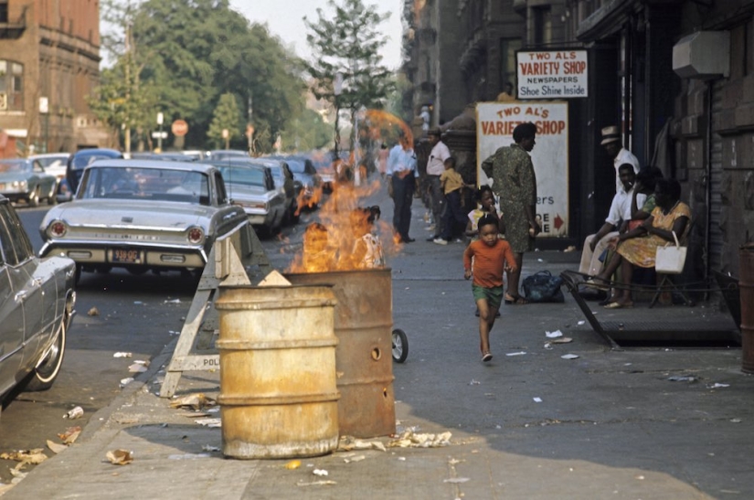 Vivid photos of Harlem in the 70s