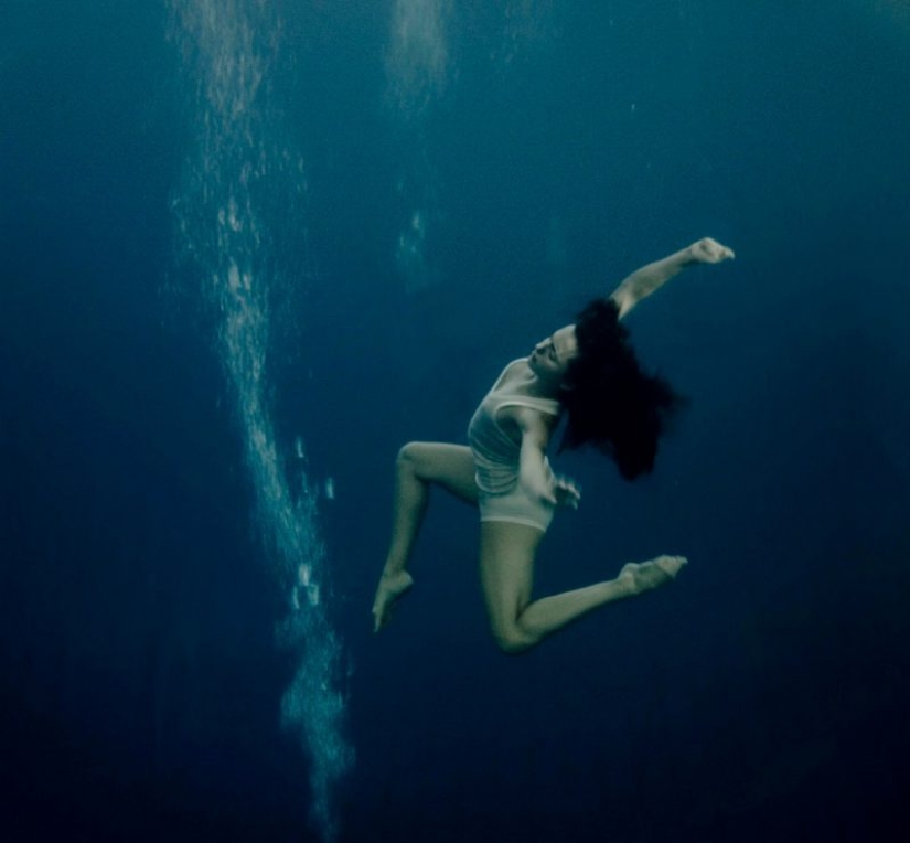 Volando bajo el agua en las maravillosas obras fotográficas de Katerina Bodrunova