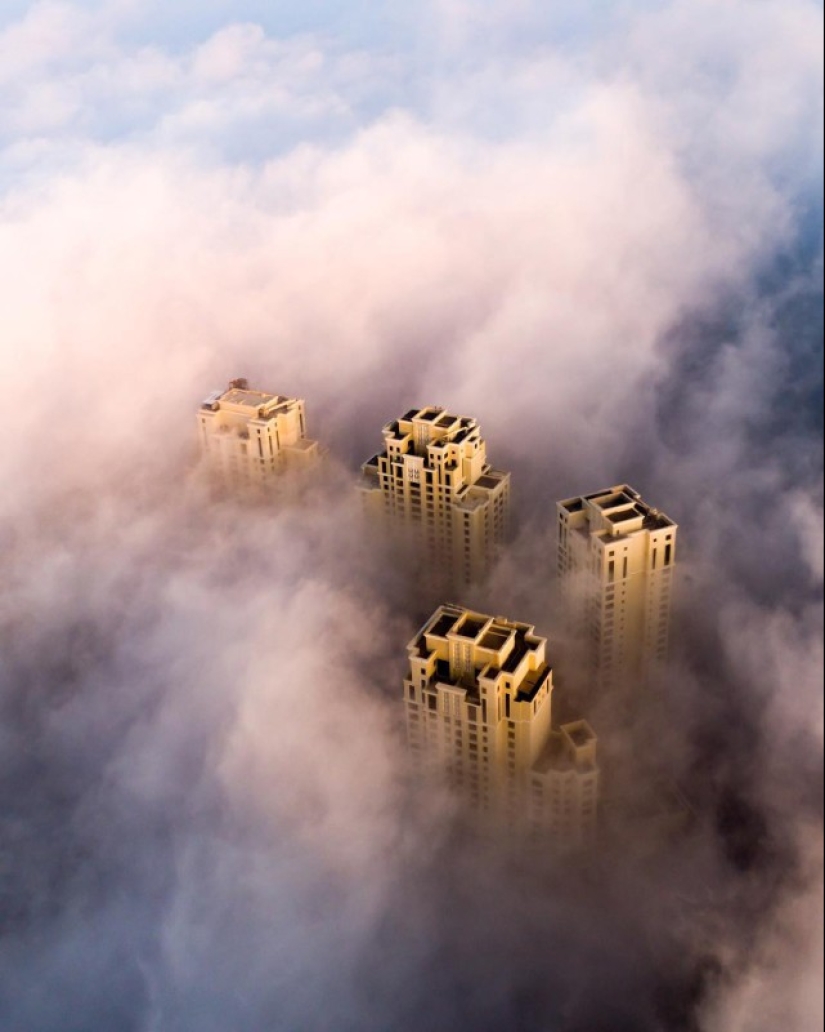 Volando sobre el nido del Emir: el fotógrafo tiene una vista panorámica de Dubái