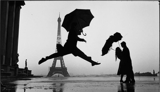 Warm and funny photos of Elliot Erwitt Warm and funny photos of Elliot Erwitt